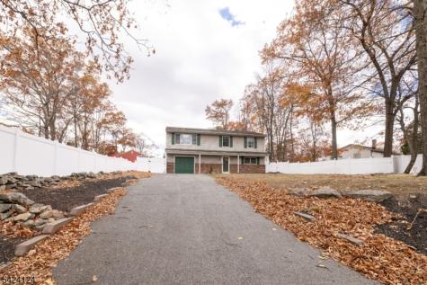 4 Broadway Hopatcong NJ 07843