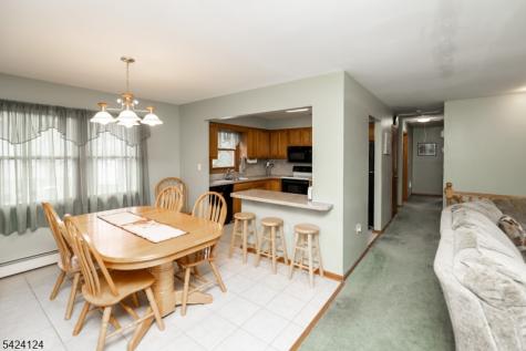 4 Broadway Hopatcong NJ 07843