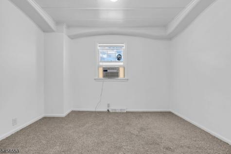 34 N 15th Avenue Manville NJ 08835