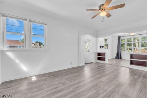 34 N 15th Avenue Manville NJ 08835