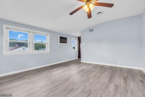 34 N 15th Avenue Manville NJ 08835