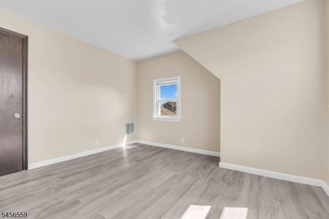 34 N 15th Avenue Manville NJ 08835