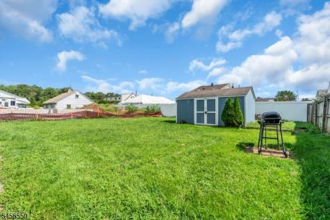 34 N 15th Avenue Manville NJ 08835