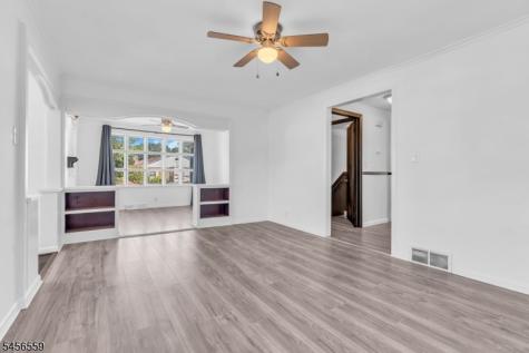 34 N 15th Avenue Manville NJ 08835