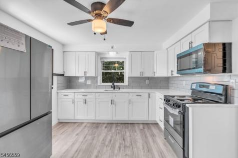 34 N 15th Avenue Manville NJ 08835