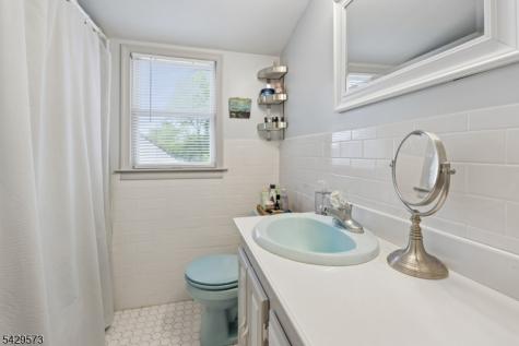 192 Elmwood Avenue Union NJ 07083