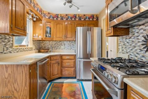 192 Elmwood Avenue Union NJ 07083