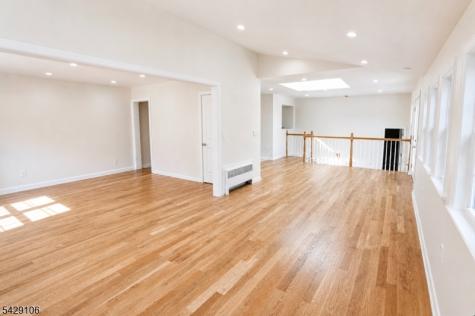 946 50 Park Avenue Elizabeth NJ 07208