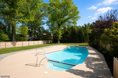 946 50 Park Avenue Elizabeth NJ 07208