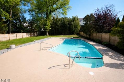 946 50 Park Avenue Elizabeth NJ 07208