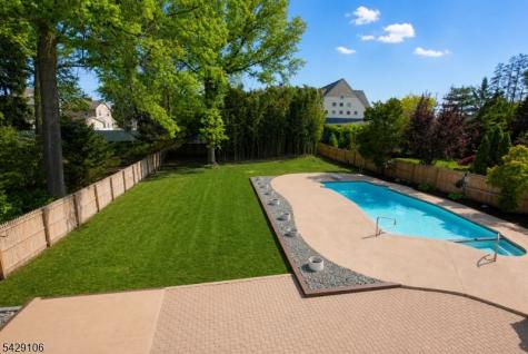 946 50 Park Avenue Elizabeth NJ 07208