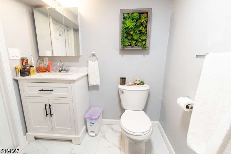 36 Stevens Trail Hopatcong NJ 07843