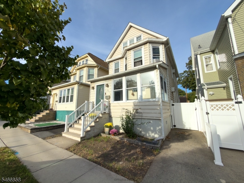107 Sheridan Avenue Roselle Park NJ 07204