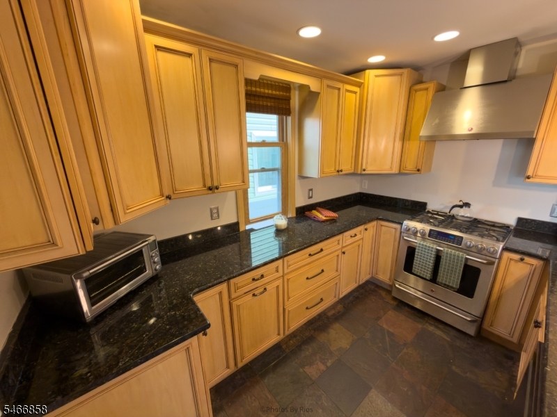 107 Sheridan Avenue Roselle Park NJ 07204