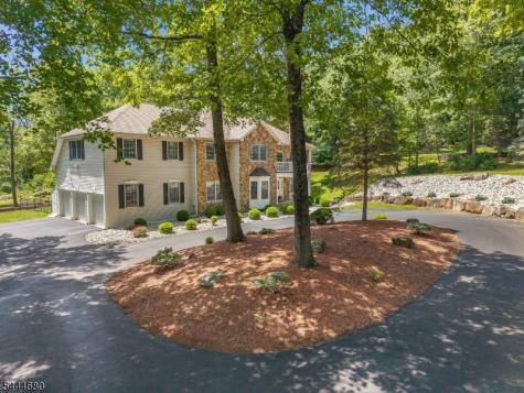 5 Elk Ridge Road Lebanon NJ 07830