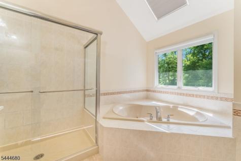5 Elk Ridge Road Lebanon NJ 07830