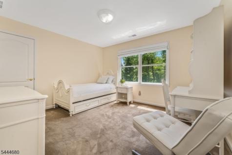 5 Elk Ridge Road Lebanon NJ 07830