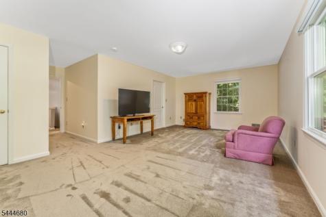 5 Elk Ridge Road Lebanon NJ 07830