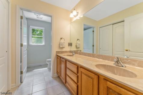 5 Elk Ridge Road Lebanon NJ 07830