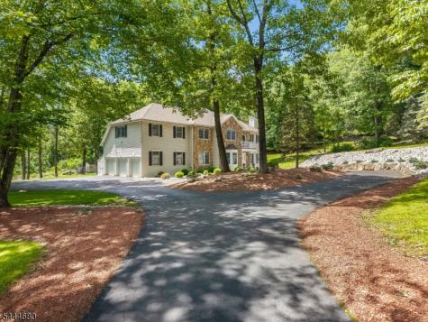 5 Elk Ridge Road Lebanon NJ 07830