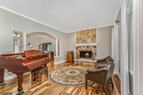 5 Elk Ridge Road Lebanon NJ 07830