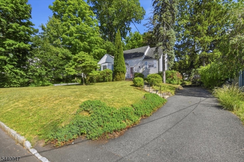 112 Fairview Avenue West Orange NJ 07052