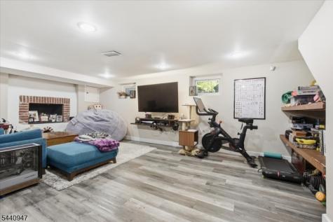 112 Fairview Avenue West Orange NJ 07052