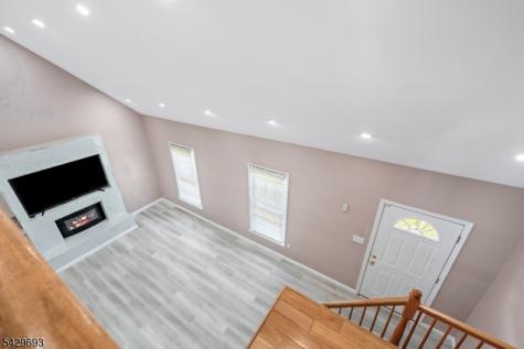 726 New Brunswick Road Franklin NJ 08873