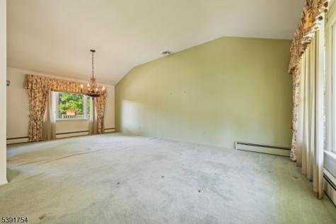 4 Willow Terrace Verona NJ 07044