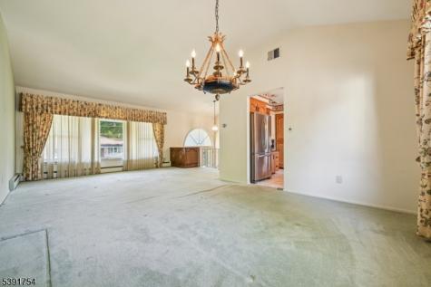 4 Willow Terrace Verona NJ 07044