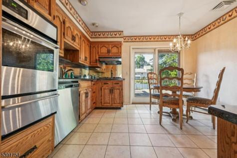 4 Willow Terrace Verona NJ 07044