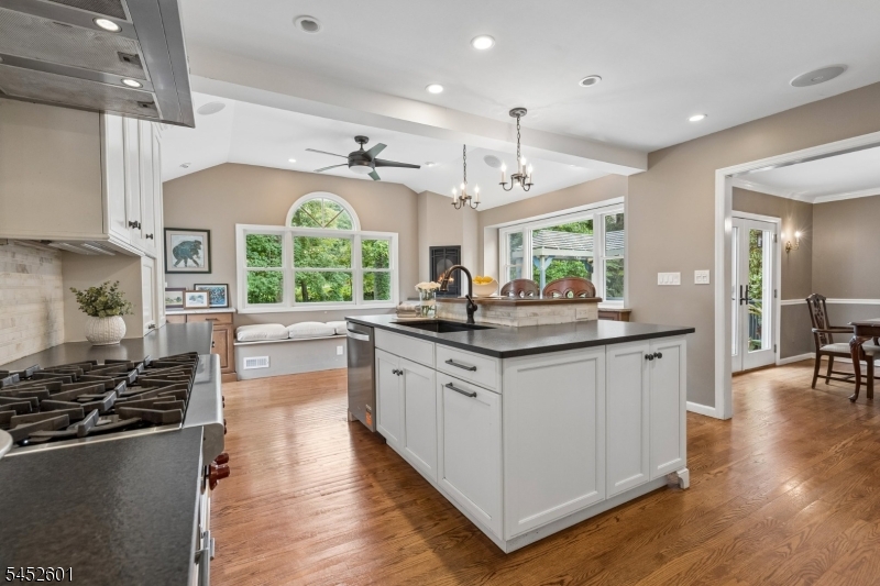 16 Fieldstone Drive Morris NJ 07960