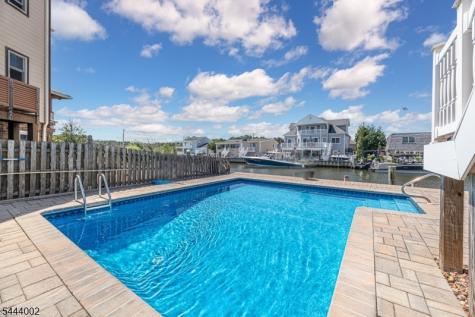 1955 Pinta Court Toms River Township NJ 08753