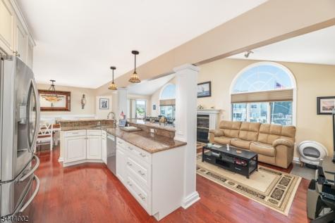1955 Pinta Court Toms River Township NJ 08753