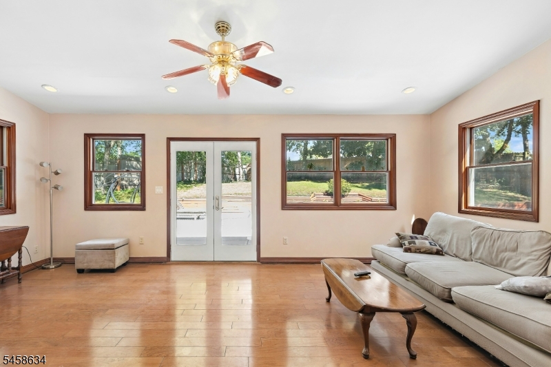 14 Tunnell Road Franklin NJ 08873