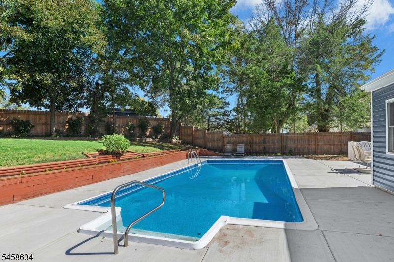 14 Tunnell Road Franklin NJ 08873