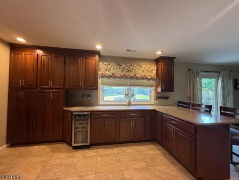18 Randi Way Ewing NJ 08560