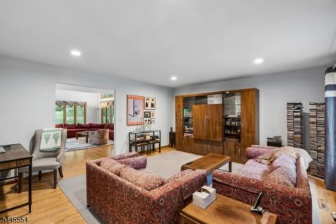15 Sweetwood Drive Randolph NJ 07869