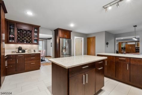 15 Sweetwood Drive Randolph NJ 07869