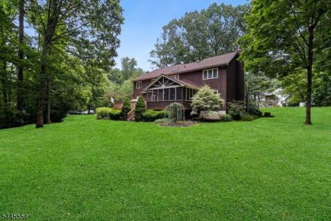15 Sweetwood Drive Randolph NJ 07869