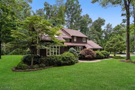 15 Sweetwood Drive Randolph NJ 07869