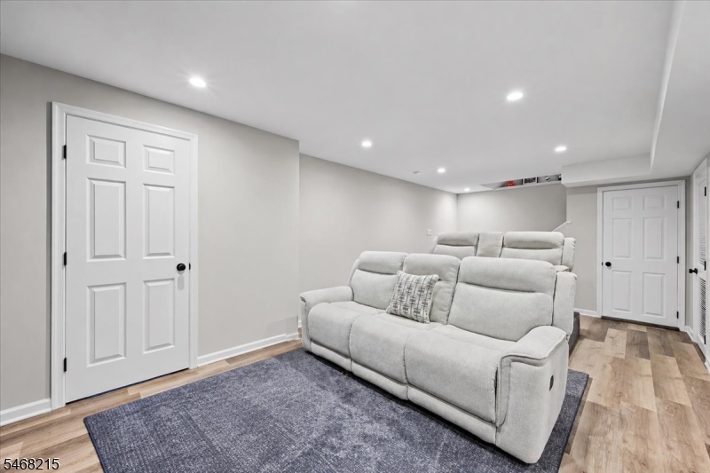 36 Kingswood Road Branchburg NJ 08876
