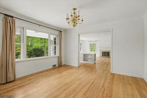 9 Dogwood Drive Clinton NJ 08801