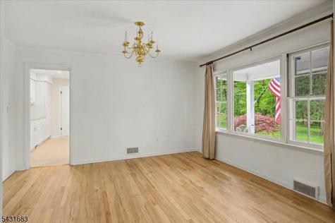 9 Dogwood Drive Clinton NJ 08801