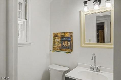 9 Dogwood Drive Clinton NJ 08801