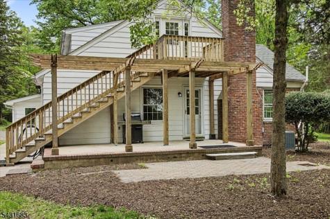 9 Dogwood Drive Clinton NJ 08801