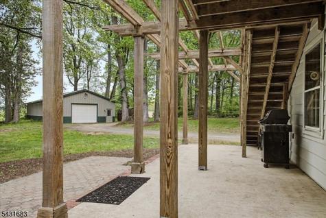 9 Dogwood Drive Clinton NJ 08801