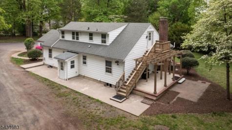 9 Dogwood Drive Clinton NJ 08801