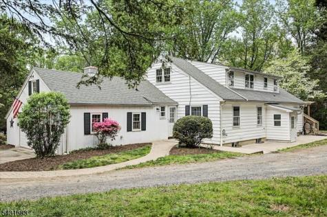 9 Dogwood Drive Clinton NJ 08801