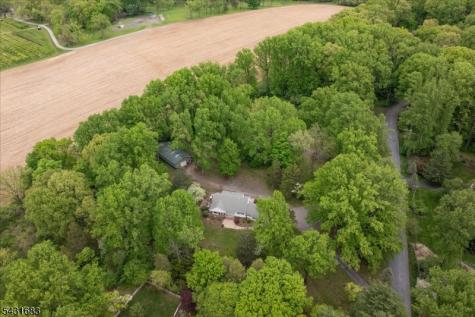 9 Dogwood Drive Clinton NJ 08801